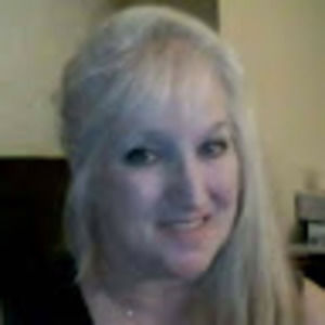 Meet your Posher, Lynnette